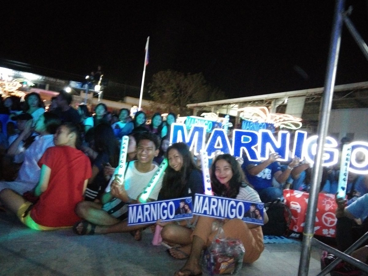 SeiyeshaB's tweet photo. Pauwi na kmi.Ingat kau tita lou.@Lmbacani .

Salamt sa MarNigos  na nagpunta sa ganap ni mamameh at papapeh @MissMarisRacal @InigoDPascual .from sambalez to manila .
At Manila to tagaytay  

we love you guys. https://t.co/0cZF1xHgNz