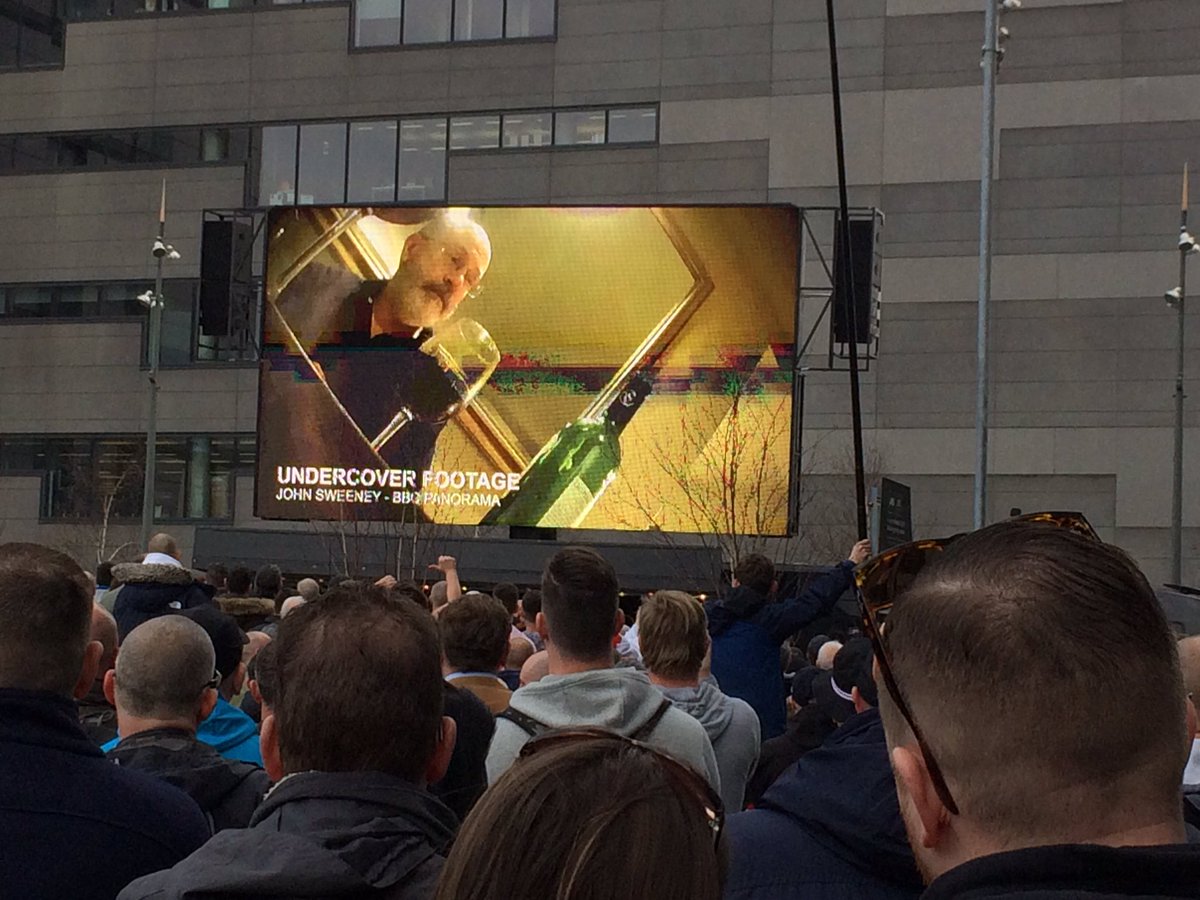 BBCRadioManc's tweet image. Thousands of protesters at MediaCity, Salford have been shown a film made by the former EDL leader Tommy Robinson in which he makes a series of allegations against Panorama and reporter John Sweeney. BBC says it’s investigating and programme follows strict editorial guidelines