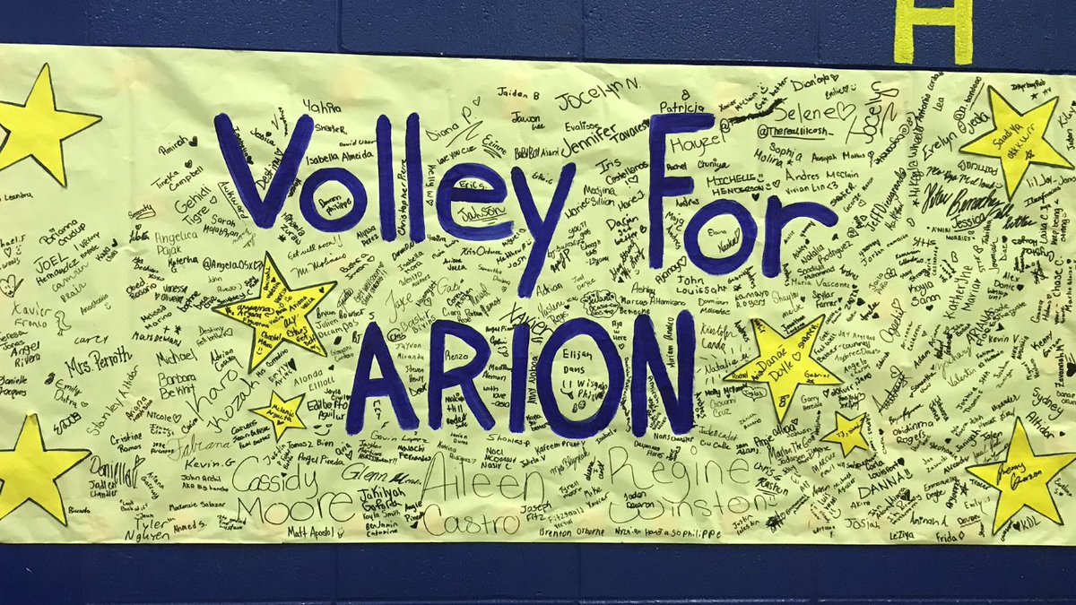 LPSPhotos1722's tweet photo. After splitting 4 hard-fought volleyball games, @SoehlLPS and @LindenSchoolOne came together as one team. Thanks to everyone who came out Friday night to support Arion and the Mamudi family! #TogetherWeCan @LPSSupt https://t.co/oFUoQn5SZx