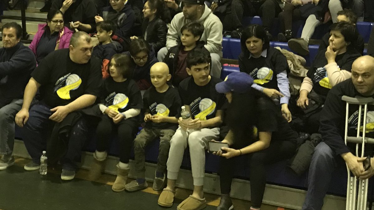 LPSPhotos1722's tweet photo. After splitting 4 hard-fought volleyball games, @SoehlLPS and @LindenSchoolOne came together as one team. Thanks to everyone who came out Friday night to support Arion and the Mamudi family! #TogetherWeCan @LPSSupt https://t.co/oFUoQn5SZx