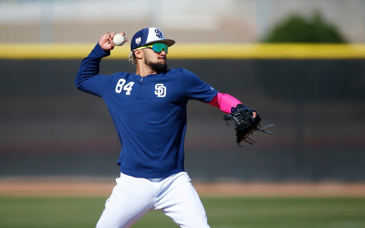 Annie Heilbrunn Tatis Jr Wears A Pink Sleeve At Each Practice Game Said It S An Ode To Mom Maria It S Her Favorite Color Mine Too Since She Has