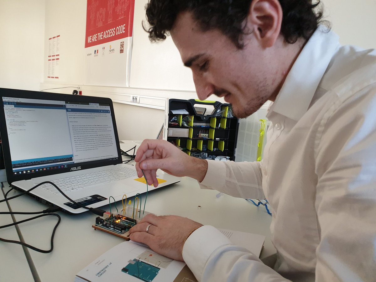 Access Robotique tweet media