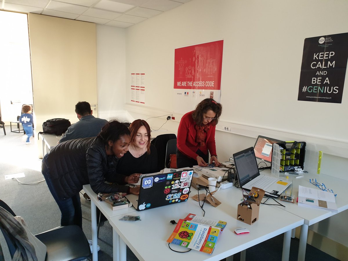 Access Robotique tweet media