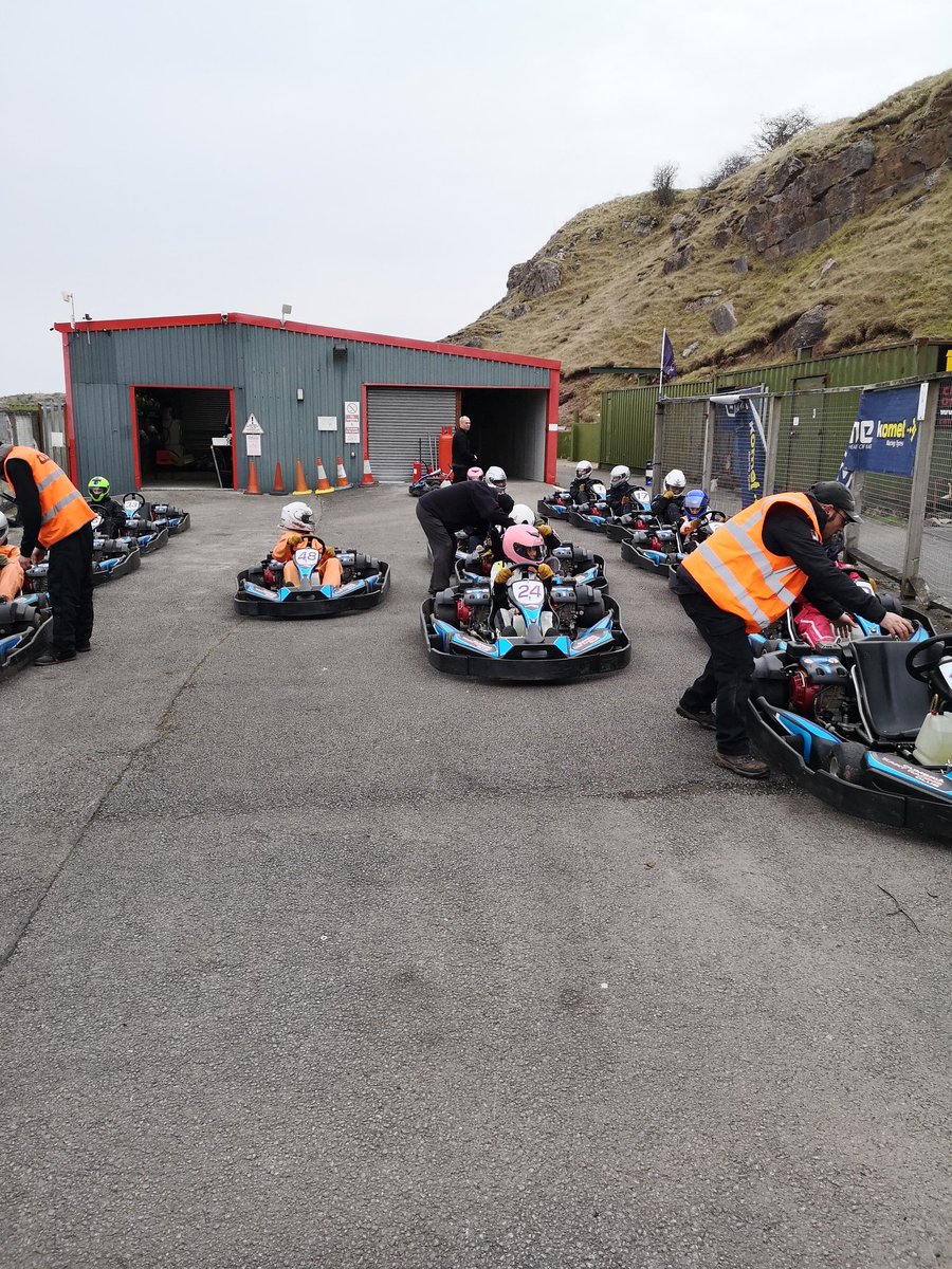 BrowWath's tweet image. Brilliant team bonding afternoon for the U14's at @kartingcumbria #upthebrow