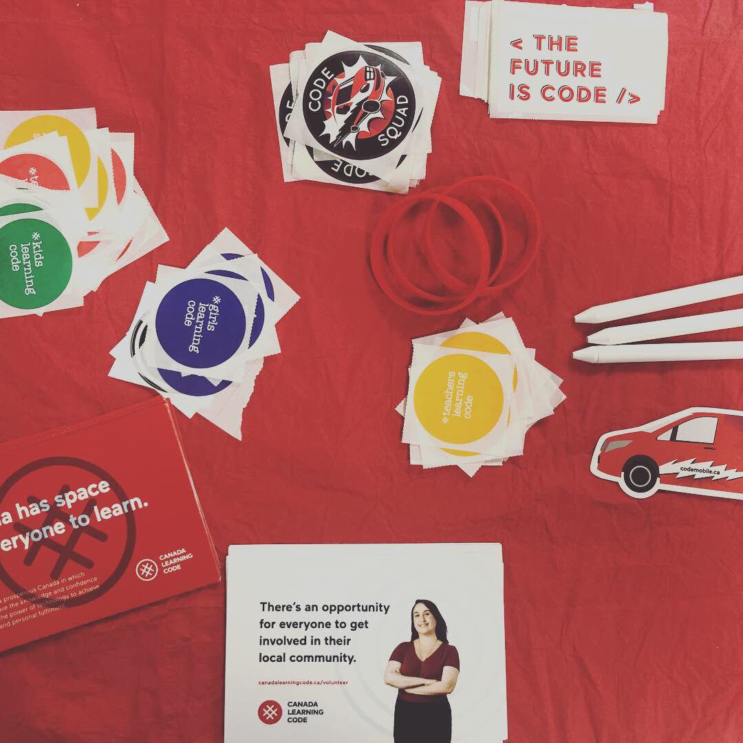 christinewhone's tweet image. The first #teacherslearningcode workshop in #Barrie at @georgiancollege College is happening! 
We’re excited and learning how to introduce code in K-12 classrooms in #Barrie #Simcoe.
👨🏻💻👩🏼💻👩🏼🎓👨🏽🎓🇨🇦💻⌚️📱#steam #stem #canadalearningcode #tech4good
