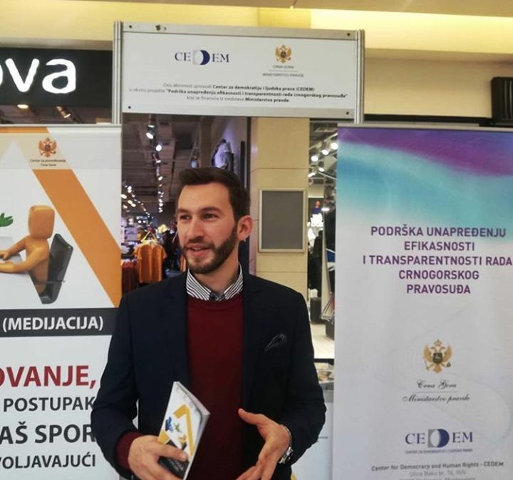 CEDEM_ME's tweet photo. 🔹️#CEDEM je danas u okviru projekta "Podrška unapređenju transparentnosti i efikasnosti #CG pravosuđa", koji se finansira iz sredstava Ministarstva pravde, organizovao prvi u nizu #InfoDan o alternativnim načinima rješavanja sporova, sa posebnim fokusom na #medijacija. ⚖ https://t.co/2z8hmNsrQf