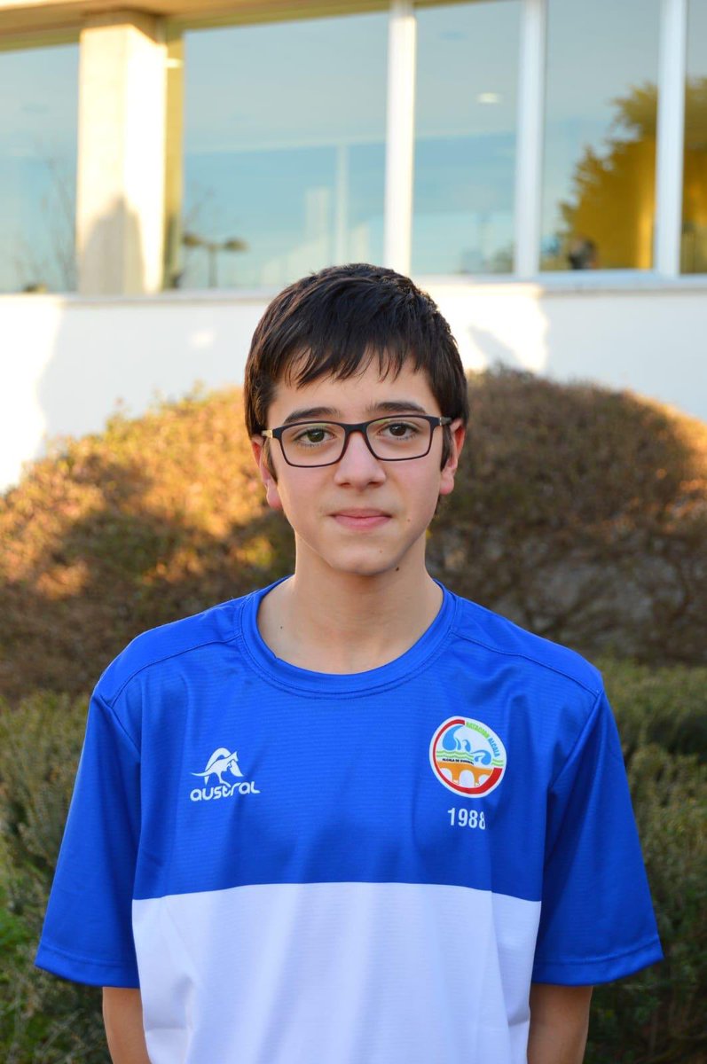 anaisabel_jc's tweet photo. El joven nadador Santiago Vilches se proclama Campeón de Andalucía en 200 espaldas con el @CNatacionAlcala             Felicidades campeón!!💪🏼🎉🏊🏻‍♂️🥇 
#orgullosadeAlcalá #deportealcalareño https://t.co/JEFGBqmrFP