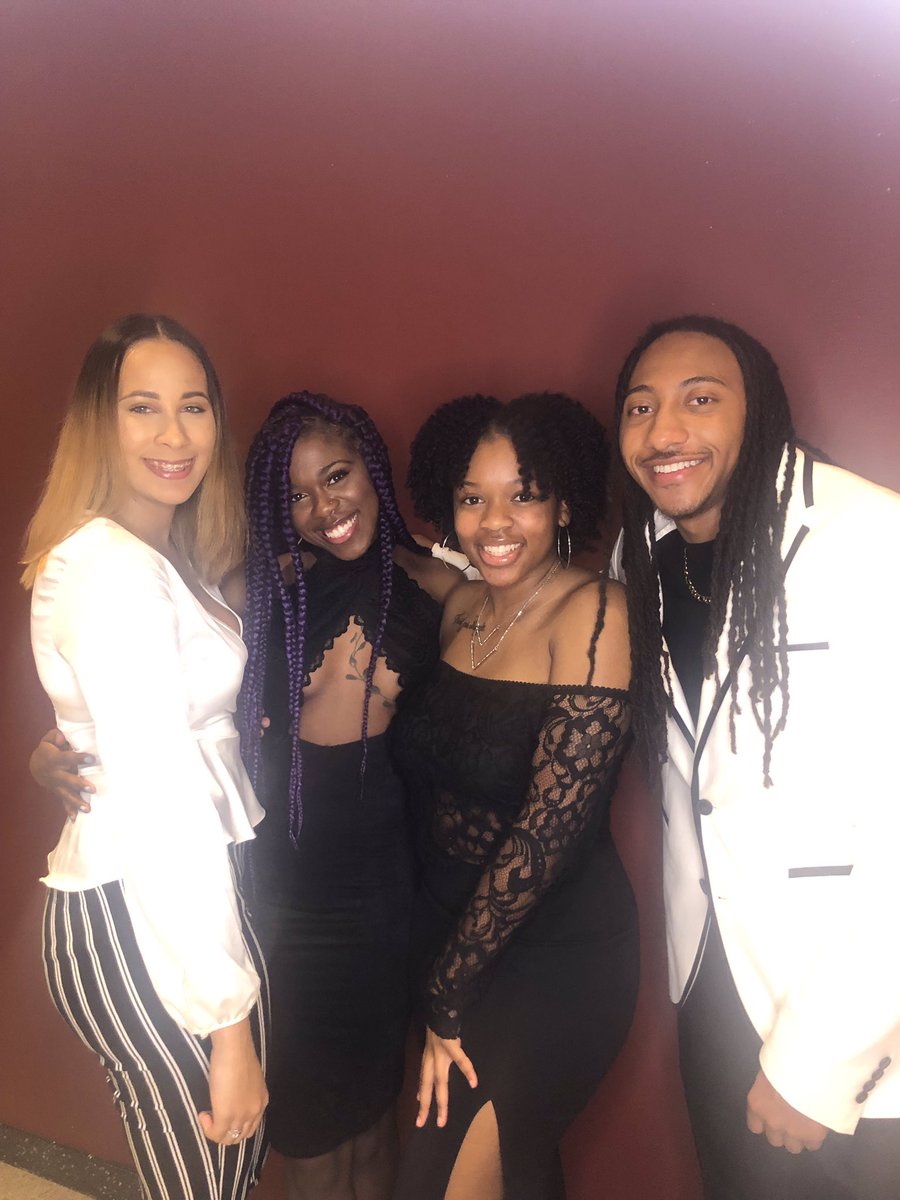 Orientation Leaders always on point🤩 #BackIIBlack #UofSC #UofSC23