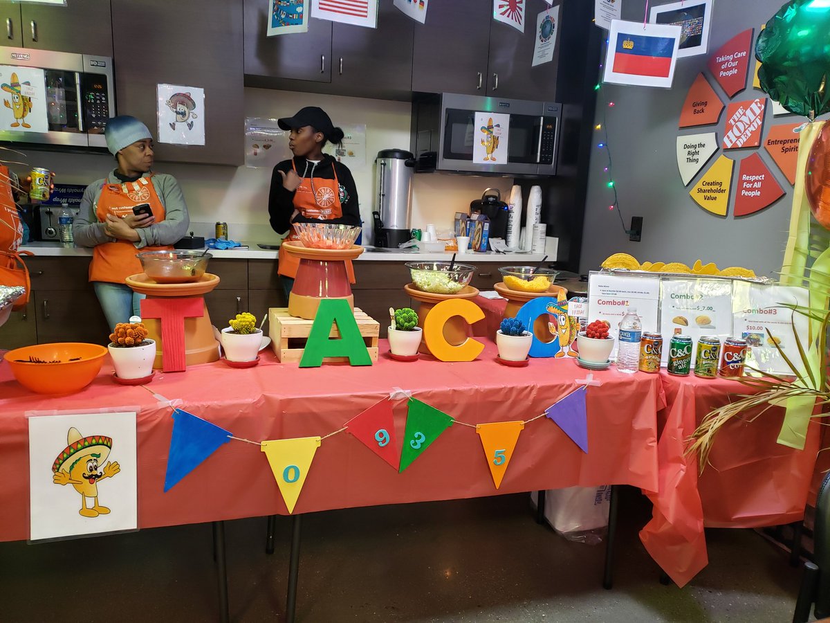uniquecrafts_E's tweet photo. Bringing #0935 to Mexico with are Associate Committee taco day @nyyroro @OASM_0935 @BWickkiser14 @gonzobxny
@arothrock70 @TDonnelly921
@VSuarezHD @JahnJoyce @DHRMgregorio @JackieGiusti #NJNYASMAD #lOStrong @mespo201 @PoundsTheresa
@BelmontePaul @deeluck12
@DawnOsorio https://t.co/eoC2sF5Cn6