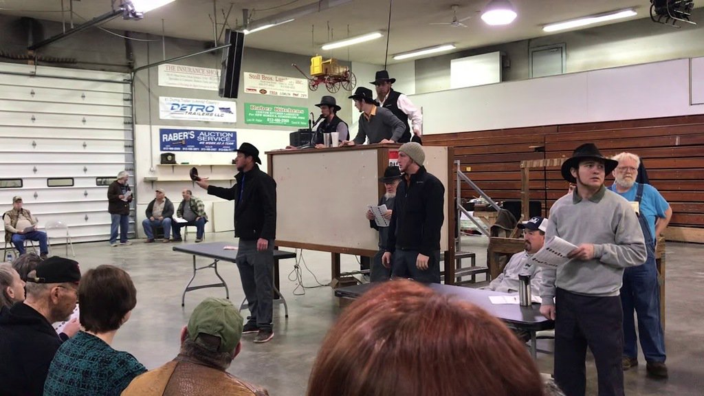 thepanhandler1's tweet image. youtu.be/Tu0nUGIgOHg 500+ piece cast iron auction at Dinky’s Auction Center in Montgomery, Indiana. Here is the auction for a Griswold no. 2 slant logo “ERIE” skillet. $650.