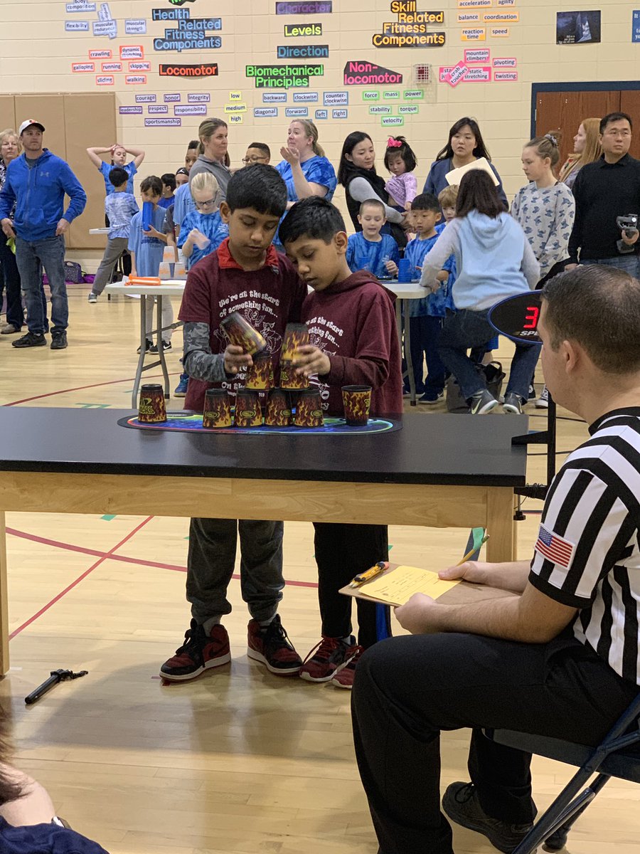 MDstackers's tweet image. Doubles working together to complete the cycle!  #Foxstars 🦊⭐️#HoneygoOnTheRun #ChesapeakeChampionships @HoneygoElem @mrs_moorefield