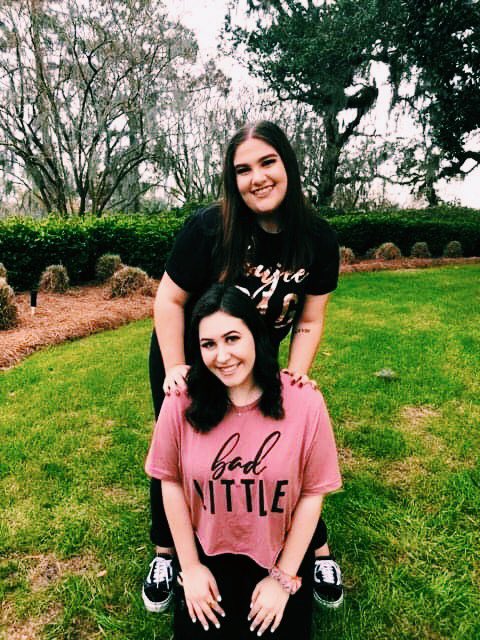 DeltaNuZetaFSU's tweet photo. Sisters by chance, big and little by choice. Reveal was a huge success! https://t.co/TXJVH9XohS
