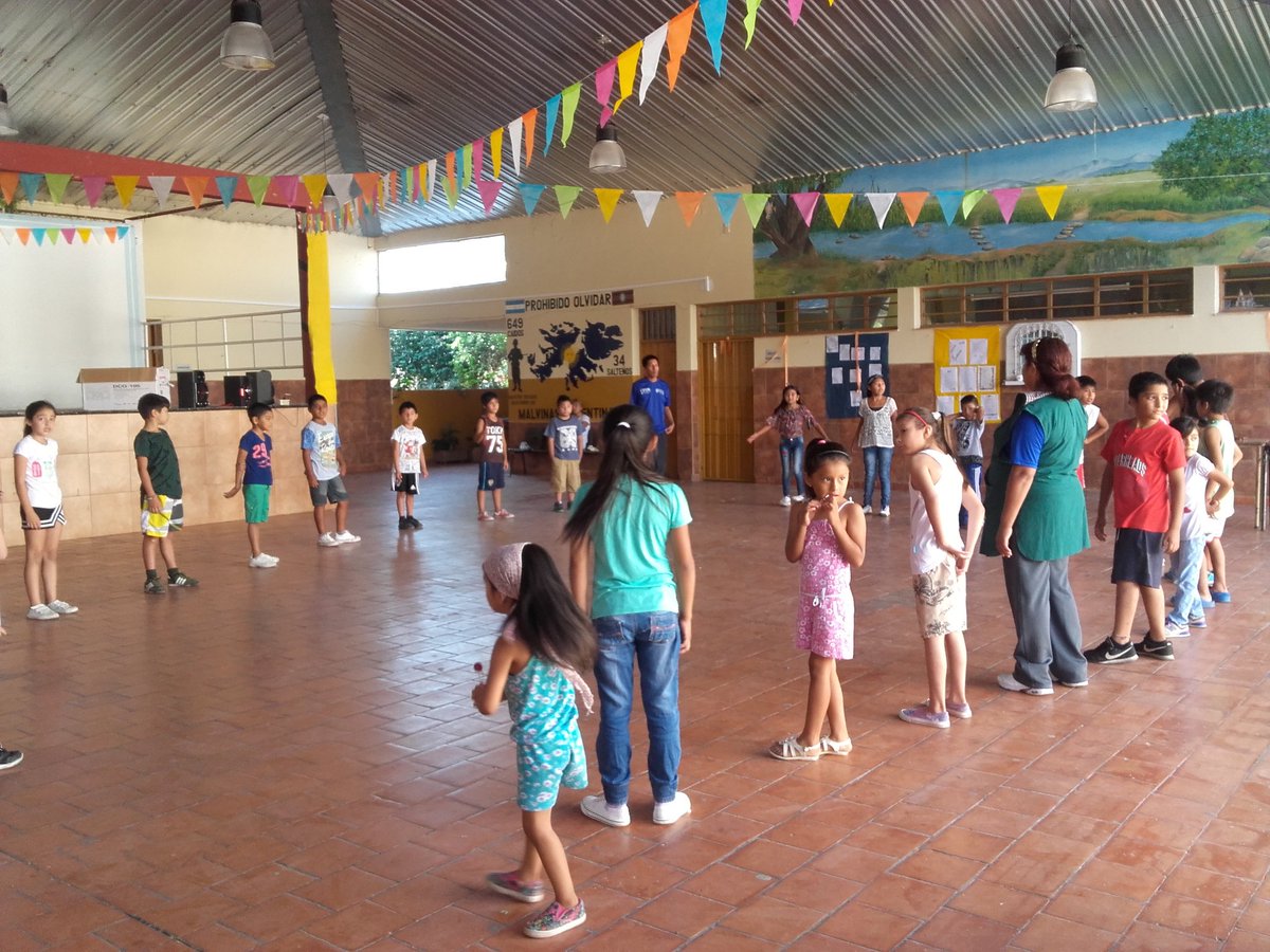 #EscuelasAbiertasEnVerano Gran Cierre de Actividades #ZonaSur <a href="/jnbejarano/">Nicolas Bejarano</a> <a href="/AguirreCecilia5/">Aguirre Cecilia</a> <a href="/NahirPadilla1/">Nahir Padilla</a> <a href="/miriamchaile/">Miriam Rosana Chaile</a> <a href="/SebaRiosTKD/">Sebastian Rios</a> <a href="/LegadoBelgrano/">Legado Belgrano</a> @Ser_Alrac <a href="/marcelofolk/">Marcelo López</a> <a href="/Adriana28812252/">Adriana</a> <a href="/anabelenthomas3/">gitana thomas</a> <a href="/maruchi_fabian/">Maruchi Fabian</a> <a href="/JoseSan29941945/">Jose Sanchez</a>