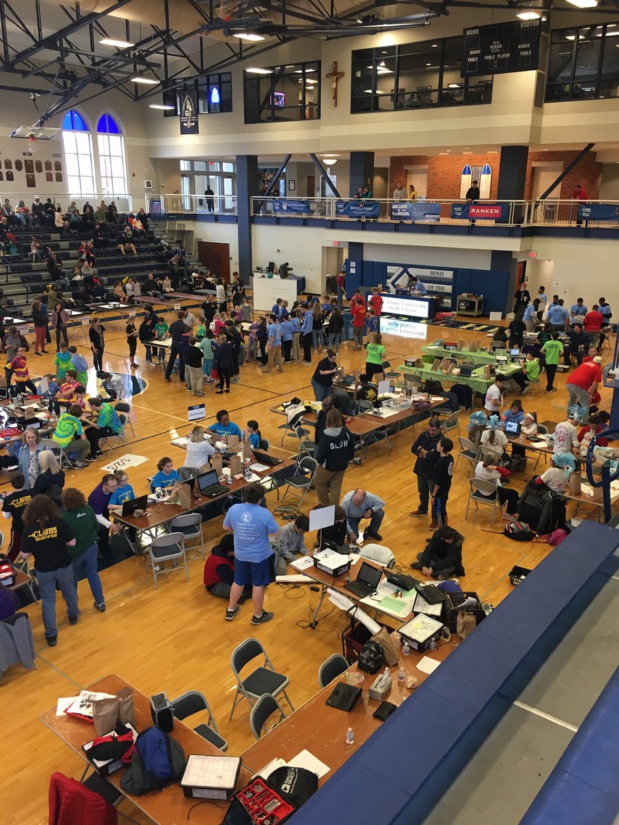 acscp1's tweet image. So proud of our St. Alban Roe-botics team. #ClaviusProject #Jamboree @sluhjrbills #EV3Mindstorms #onlyatStAlbanRoe #everyonewantstobeacrusader #STEM #Robotics #coding #futureengineers