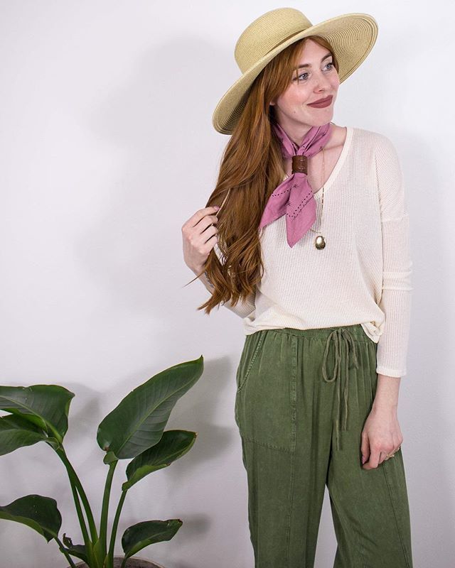 ShopElysian's tweet photo. When it comes to the weekends we have you covered. Casual/comfy/cute is exactly what this outfit is. Don't you agree? ⁣
•
•
•
•
•
#lookoftheday #fashionpost #fashioninsta #fashion #style #ootd #currentlywearing #fashionstyle #fashiondiaries #wiwt… https://t.co/k9y787TYM6 https://t.co/fQeCkJavQi