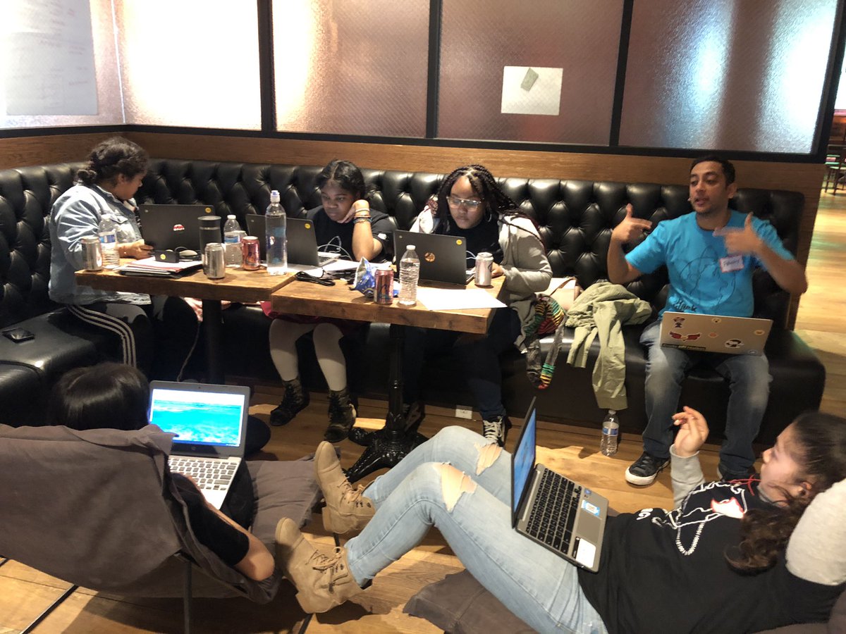 carolynn's tweet image. @itsCodeNation students have been brainstorming, planning, and coding for four hours at @github HQ! #CNhacks