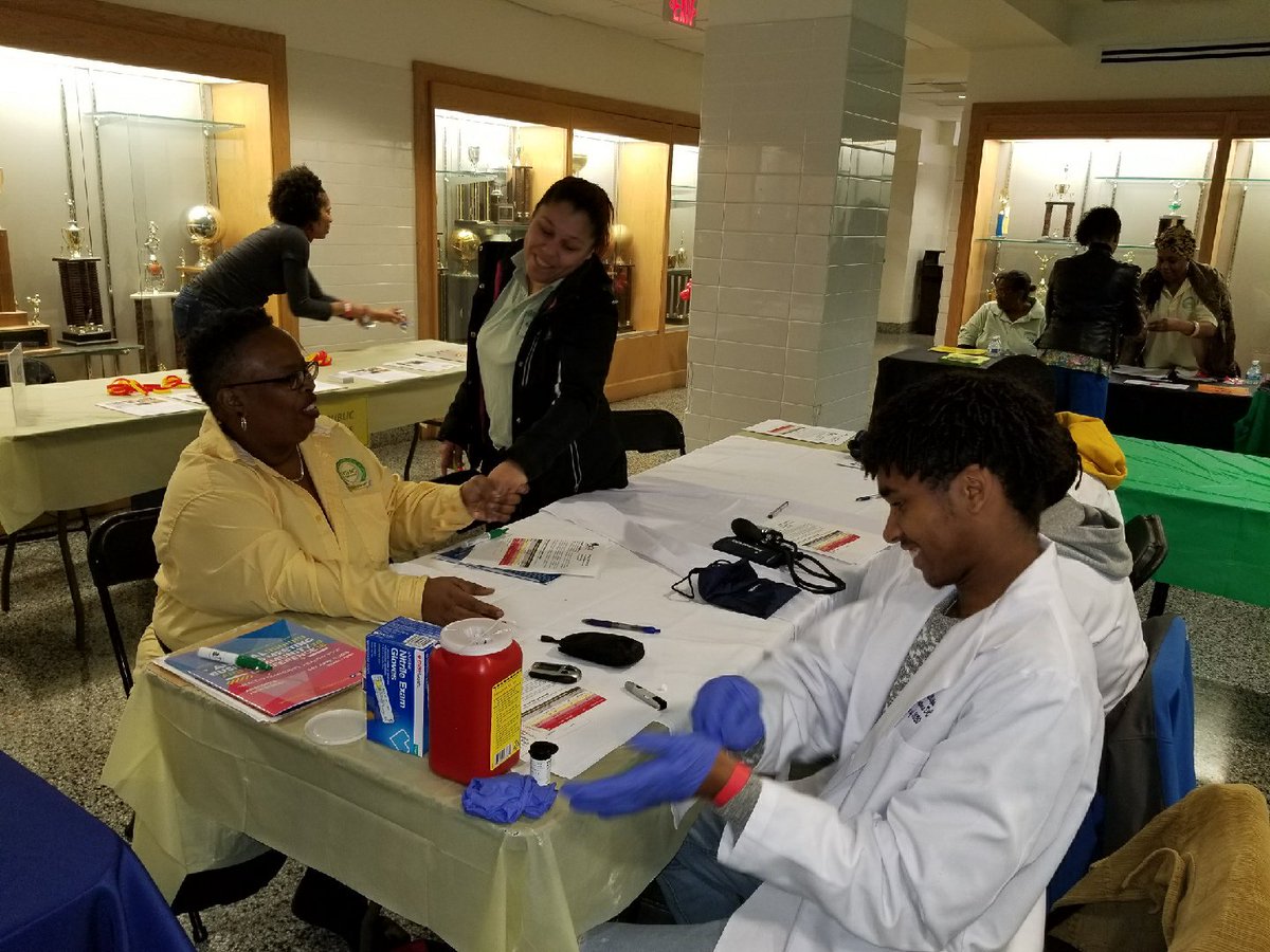 youngdoctorsdc's tweet photo. Congratulations to #YoungDoc Josh who was accepted into @XULA1925 @LoyolaNOLANews and @Morehouse  !!!!! We are so proud of you Josh!!!! #AlteringTheCourse #ChangingTheNarrative #BlackMenInMedicine https://t.co/9vFmwi0am3