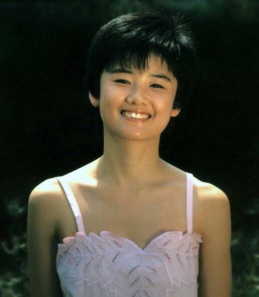 Fewfar Tamax 原田知世 永作博美 石田ゆり子など年を取っても可愛らしい顔は目を大きくしないのとエラを削らないのが重要 若い頃は多少もたつくけどこのときに目を切り開いたりエラをなくすと将来えらいことになる T Co Xft4tylblc Twitter