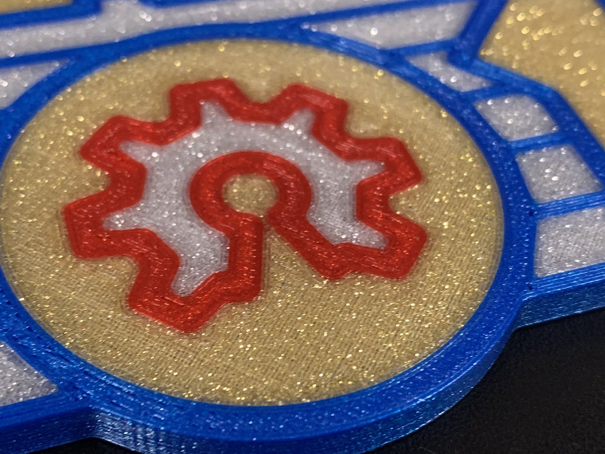 MCHRISP1's tweet photo. This is just nice to look at #ERRF2019 logo in all @Proto_pasta #GlitterFlakeStardust #GoldDustGlitterFlake #CandyAppleMetallicRed #HighFiveBlue @PalettePrinted https://t.co/pkGp8Uwcek