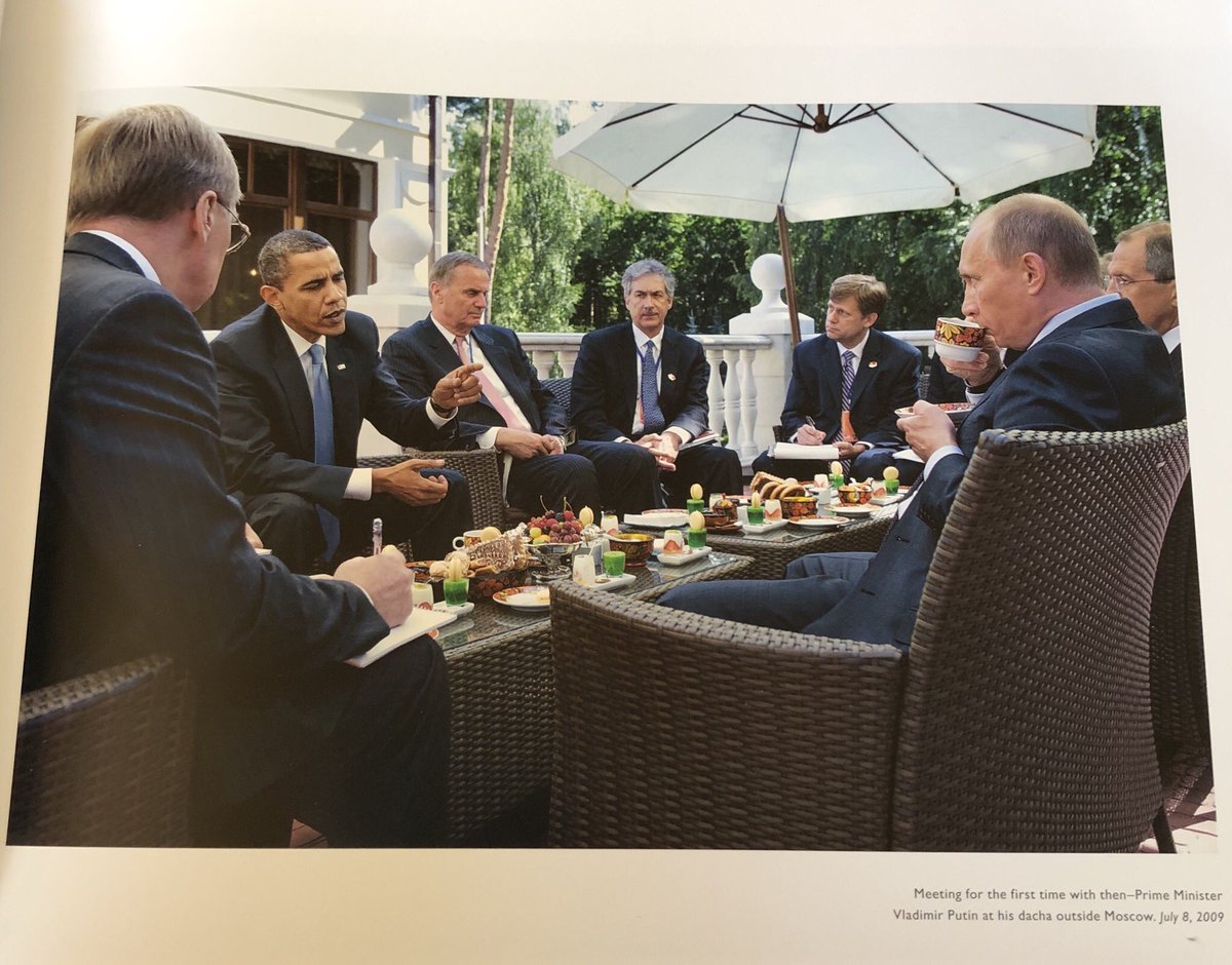 hey  @realDonaldTrump ! This is how a real President meets with Russia. You know out in the open with translators, ambassadors and note takers. - Obama, an Intimate Portrait by Pete Souza @BarackObama