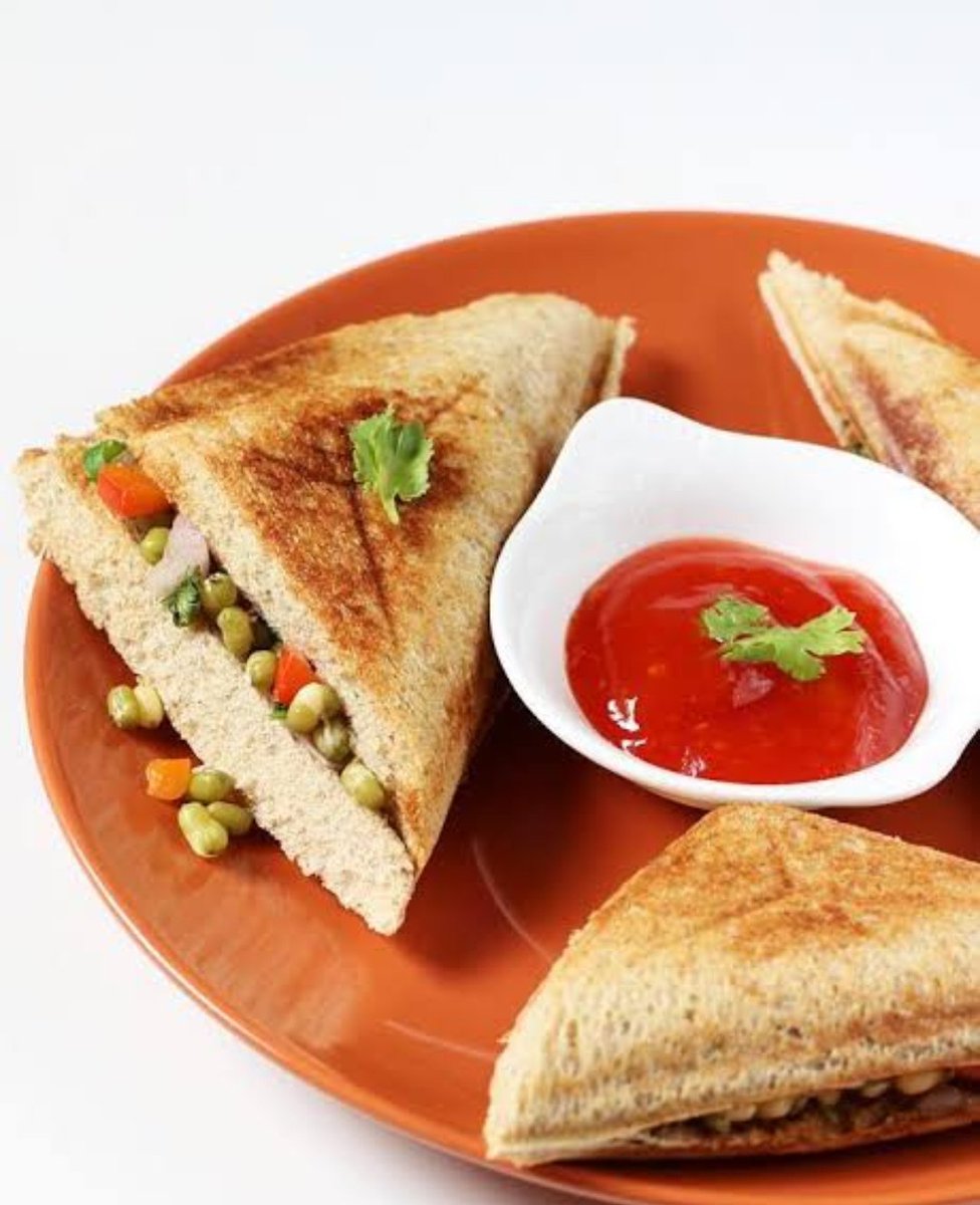 reenag00091's tweet image. My #PERFECTSANDWHICH is mixed sprouts Sandwiched, which is tasty as well as very healthy for everyone..so I regularly use this recipe to keep my family Healthy...🙏

Here I share my recipe I use green gram n black chana other  can add veggies also according to taste 10 min recipe