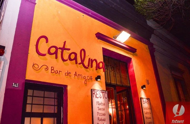 fIoreciendo's tweet photo. Llamado a la solidaridad por primera vez, mi mamá tiene un negocio llamado Catalina bar y últimamente está recibiendo pocos clientes, necesitamos plata para terminar nuestra casa porque sino nos quedamos sin techo, queda en Paraná, Entre Ríos. Si pueden difundir ayudarían mucho + https://t.co/EA1mFxkKPq