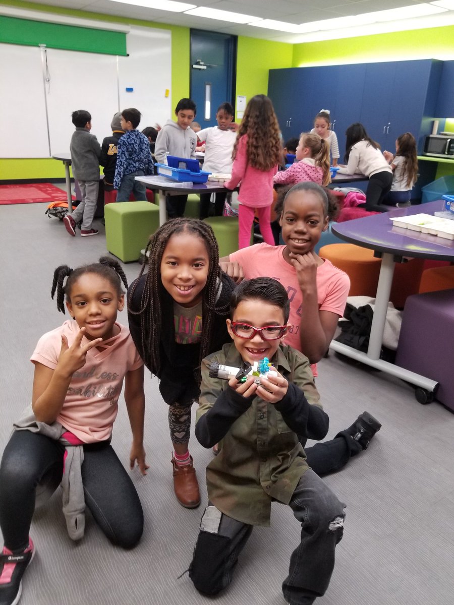 CristDarren's tweet photo. Here are a few more projects @LEGOEDUCATION #allmeansall #reptheridge #lifeattheridge @RainbowRidge_VV https://t.co/txakxXvK8u
