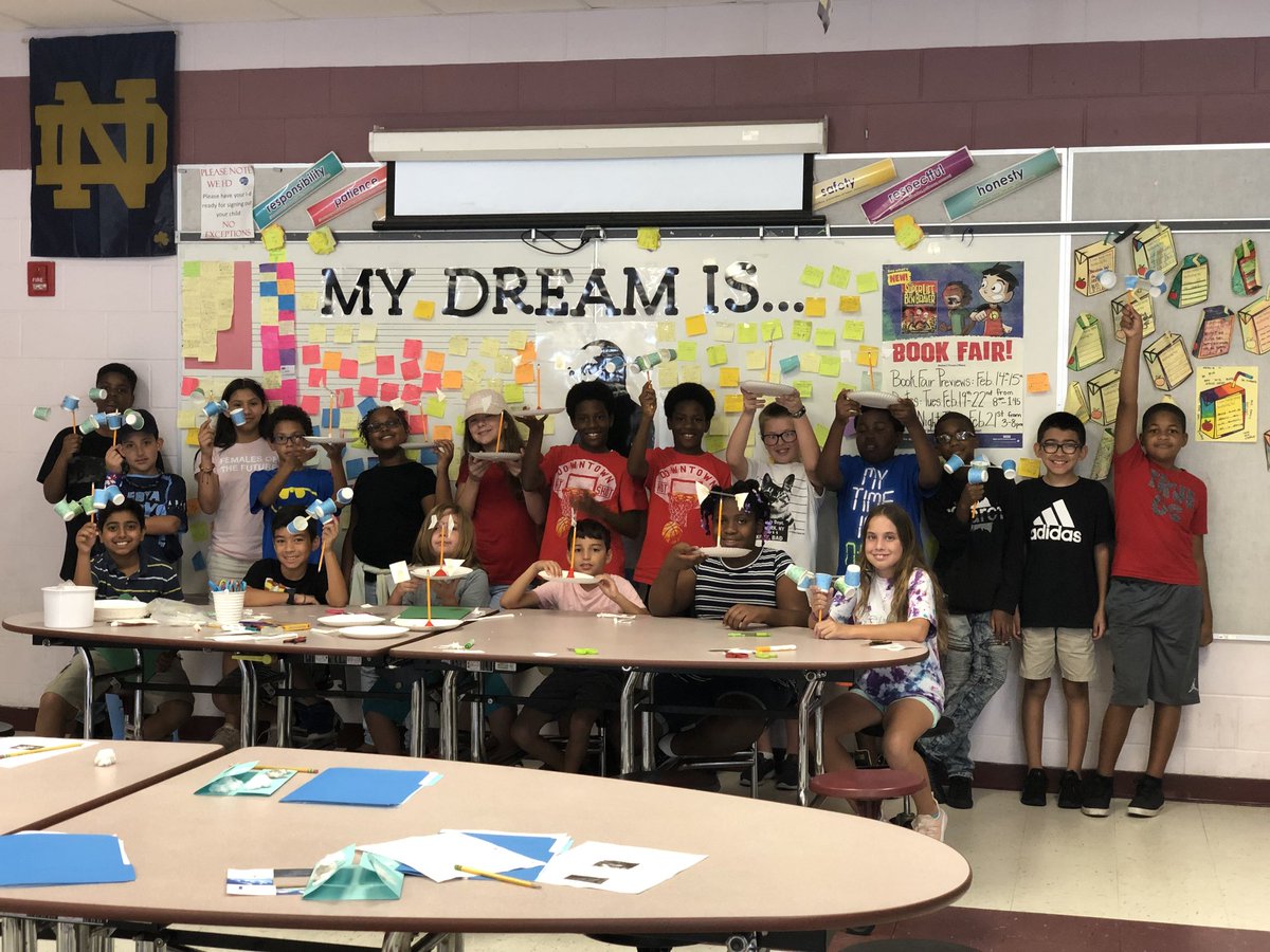 HCPSCollinsElem's tweet photo. #TogetherWeCan have a BLAST at Saturday Science Academy! Thank you Mr. Smiley, Ms. Givens, and Ms. Moores for making today possible. #LearningOnSaturday https://t.co/Mt1iS3rXNH
