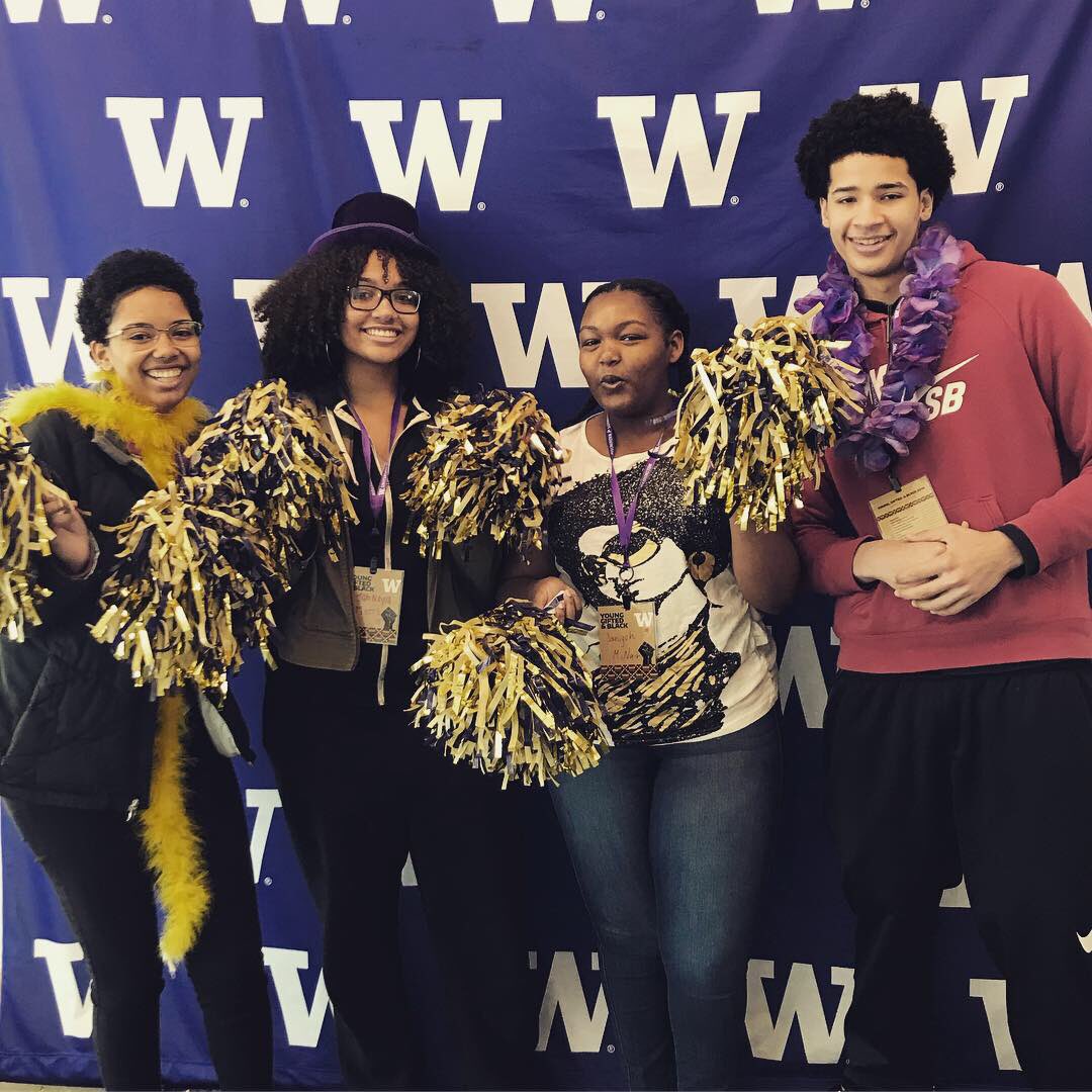 lincolnabesread's tweet photo. Our Lincoln Abes @AbeConnection @ProjectLitAbes are here repping #LincolnTPS #Tacoma @tacomaschools at the @uofwa Young, Gifted &amp; Black Conference #2019YGB Thankful to be here with our fantastic students! #DiversityMatters @UWSchoolofLaw @uwomadmor #YoungGiftedBlack #LSAC #UWMOR https://t.co/gFBnhIxxr9