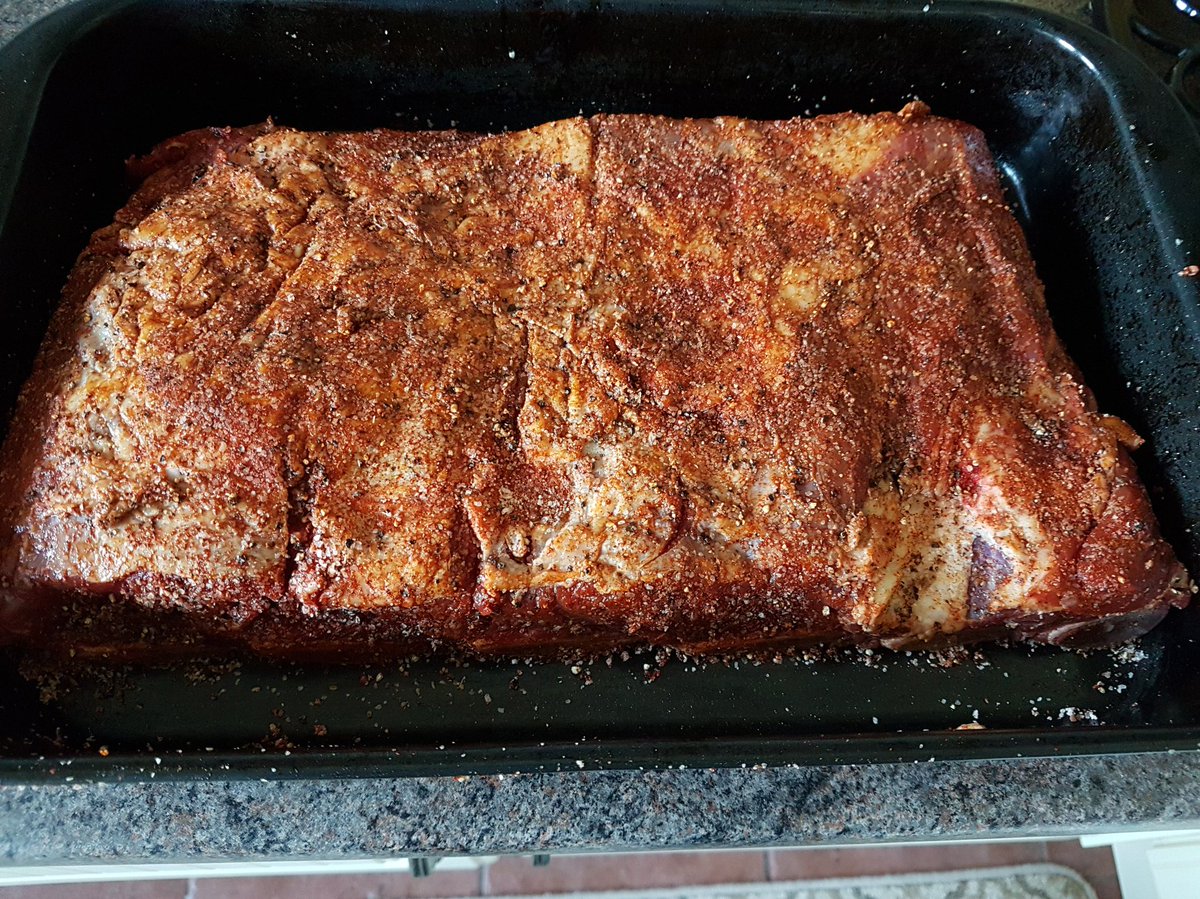 Beautiful beef ribs from @SherwoodFoods1 smoked over hickory on the @Weberbarbecues WSM. Rubbed with SPG and paprika. #ukbbq #saturdaydinner