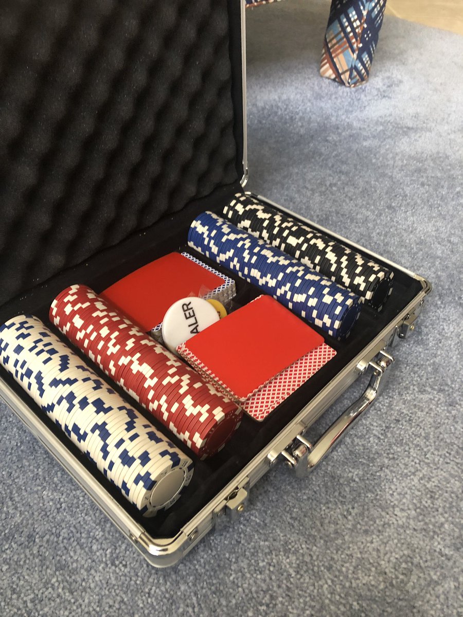 CIAspygirl's tweet photo. Before the Bat Mitzvah, the 10 year old & I play poker...as one does.
#1Aunt https://t.co/q1WjER8yMr