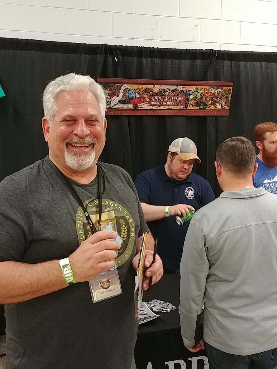 brewavl's tweet photo. Judge Tim is enjoying @AMBrewery Spoaty Oaty at @brewhorizons! https://t.co/ggVgLUTD1v