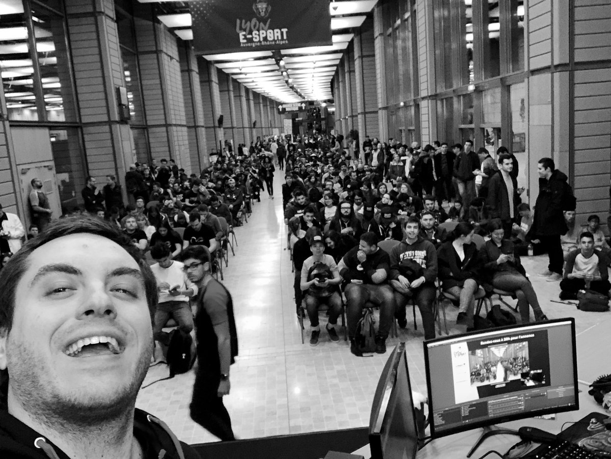 ZeratoR's tweet photo. C’est maintenant.

L’annonce qui va révolutionner le monde du gaming en france et pourquoi pas ailleurs? Enfin si tout marche hein. On verra. RT EN MASSE ÉVIDEMMENT.

https://t.co/Sbghzm8ISk https://t.co/8yXBqRWWnm