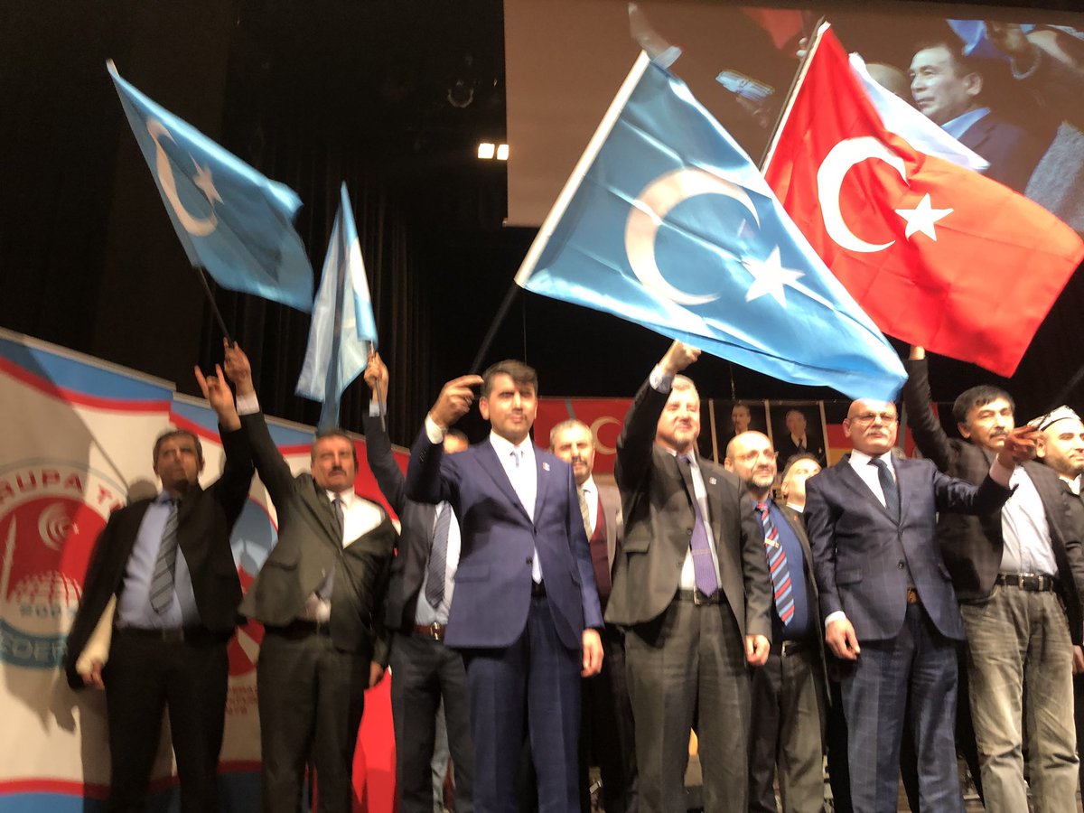 SnTrKDgryL's tweet photo. ALMANYA TÜRK FEDERASYON Karlsruhe Türk Kültür Merkezimizin düzenlediği Kültür ve Ülkü Şöleninde Dünya Uygur Kongresi yöneticileriyle beraber Doğu Türkistanda’ki insanlık dışı uygulamaları kınadık. Dava bizim davamızdır. 
#BaşbuğunYolunda
#LiderimizinEmrindeyiz https://t.co/vlvOjq8AEl