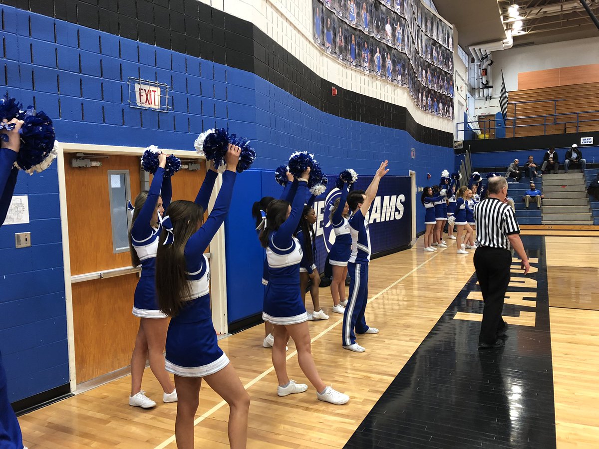 AthleticsWCA's tweet photo. @WCAcheer on their game today as they support the Cats. #GoCats https://t.co/wsXkdJidLB