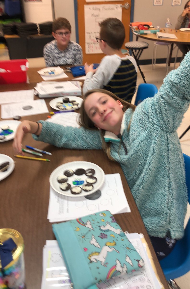 HastingsMargie's tweet image. Phases of the Moon. #gotscience @CuringtonElem