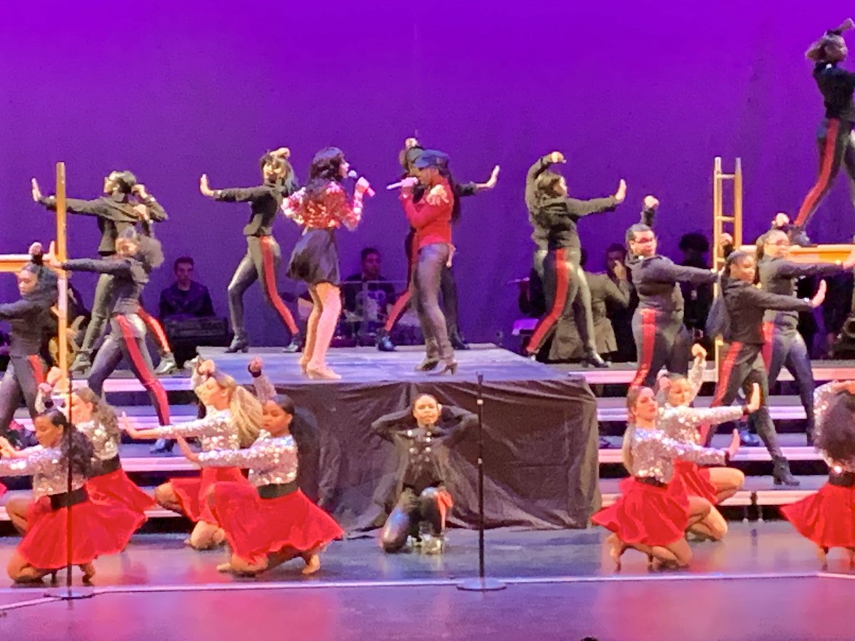 BenDavisChoirs's tweet photo. @BenDavisSounds advance to finals @fc_choirs #HSCC2018. They perform at 7:25pm 💃 #WeAreWayne #DivaShow #DonnaSummers #DollyParton #Adele #WhitneyHouston #PaulaAbdul #JanetJackson https://t.co/Tg1hwy8mDg