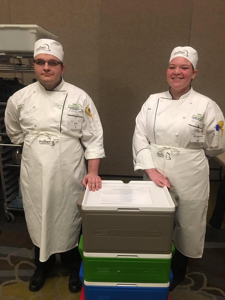 John and Bridgette getting ready to go in for their ingredient check-in. On the floor at 4:20. #BurgerBattle #MadeinProStart #PCSDProud