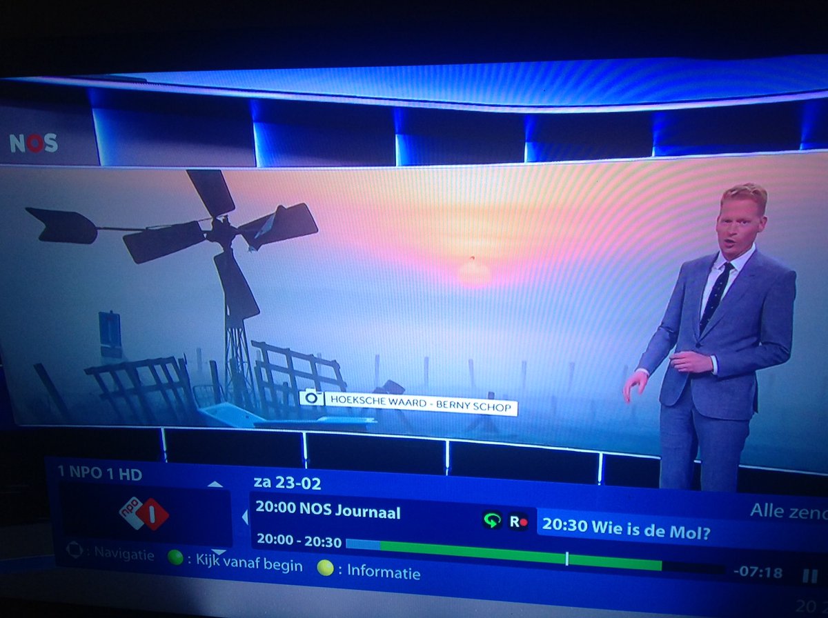 Even de #hoekschewaard gepromoot bij het NOS-journaal. <a href="/nos/">NOS</a> @PKuipersMunneke #strijen #oudelandvanstrijen.