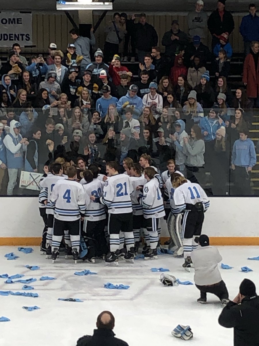 Husky_Hockey's tweet photo. Congratulations to your Section 2 CHAMPIONS EC  NORTH HUSKIES with a 3-2 win over Hayward.. Scoring the game winner Stange from Koller and Urdahl https://t.co/ULY9uxHl9F