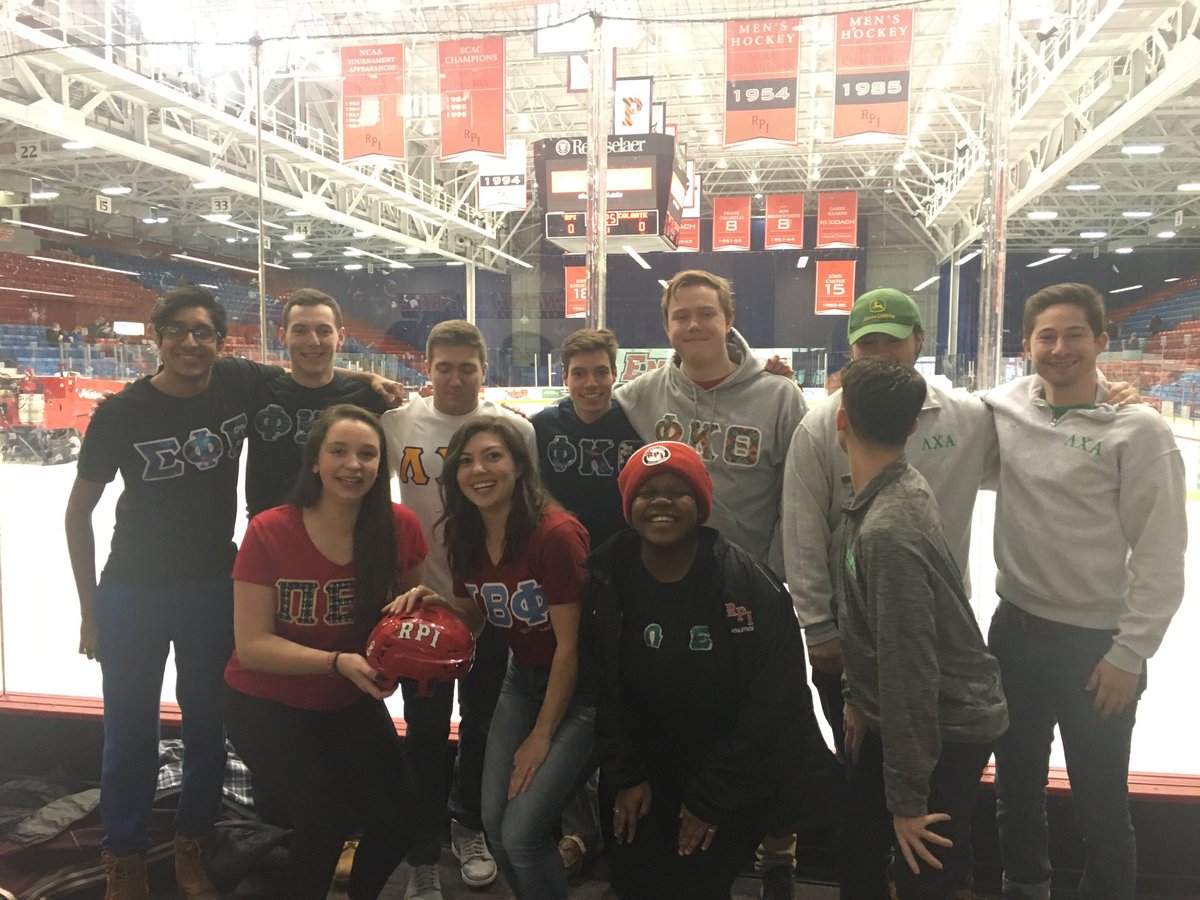 RPI_HFH's tweet image. WH| GREEK DAY at Women’s Hockey. Thank you Greeks!! ⁦⁦@rpipanhellenic⁩  ⁦@ifcrpi⁩ ⁦@RPIAthletics⁩ ⁦@RPI_WHockey⁩
