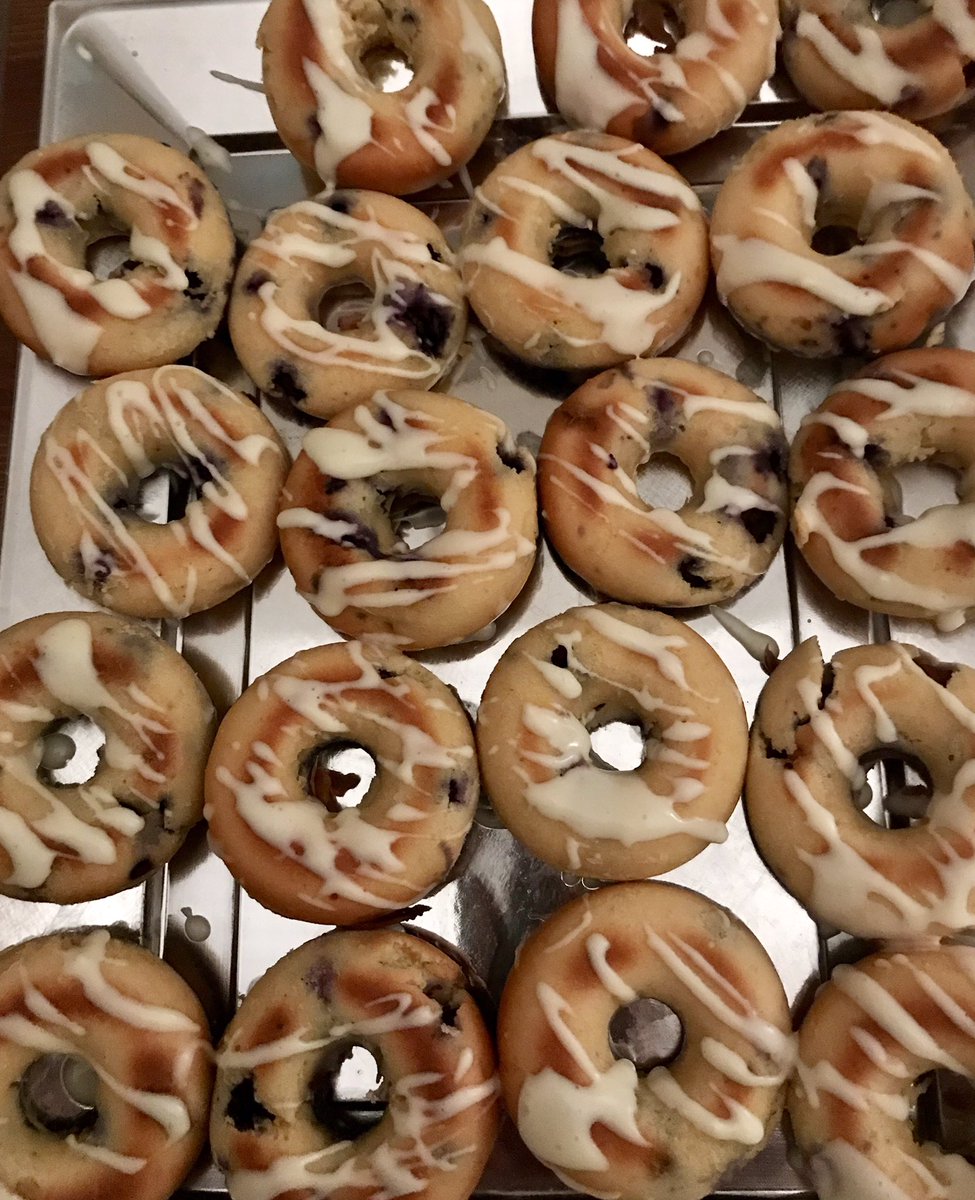 aboutthedoguk's tweet photo. Doughnuts for our furry friends are baked and iced and ready for their debut @BalticMarketLiv tomorrow. #dogsofinstagram #dog #treat #dogsoftwitter https://t.co/S5klwISiQR