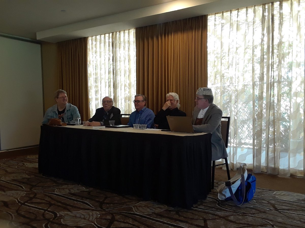 TammyLuck's tweet photo. Excellent discussion of climate change in Sci-fi at #condorcon https://t.co/sPUrxd8Kbc