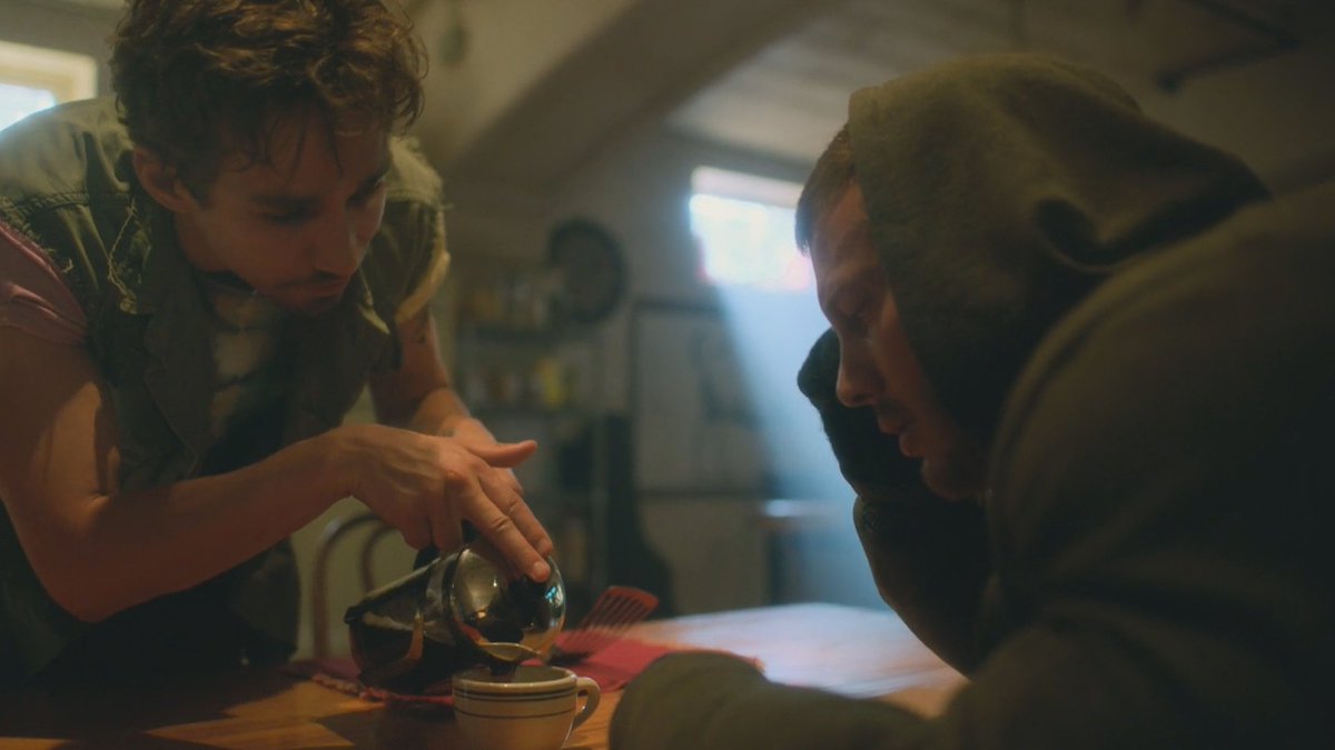 wrongacademy's tweet photo. HE POURS A CUP FOR BEN TOO I'M SOFT https://t.co/3jWsqDAdAN