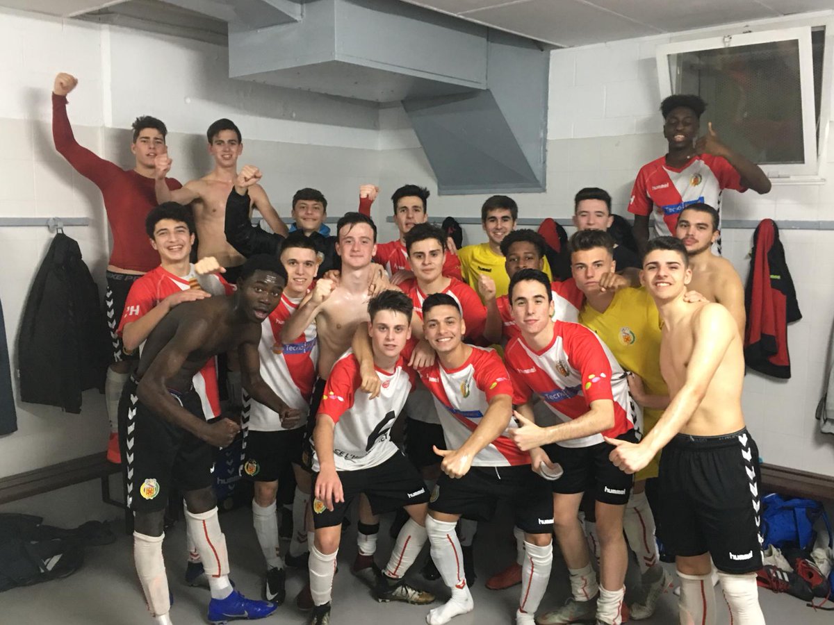 CELHFutbolBase's tweet photo. 🗓️ [Marcador JUVENILS]

🏆 Preferent G1. 21a Ja
✔️ JA 2-1 @CBTERLENKA 
⚽ Xavi Torres (📸1)
⚽ @marc_jimmy6 (📸2)

#SomhiHospi #SomFutur⚪️♥️ https://t.co/DvriISptgq