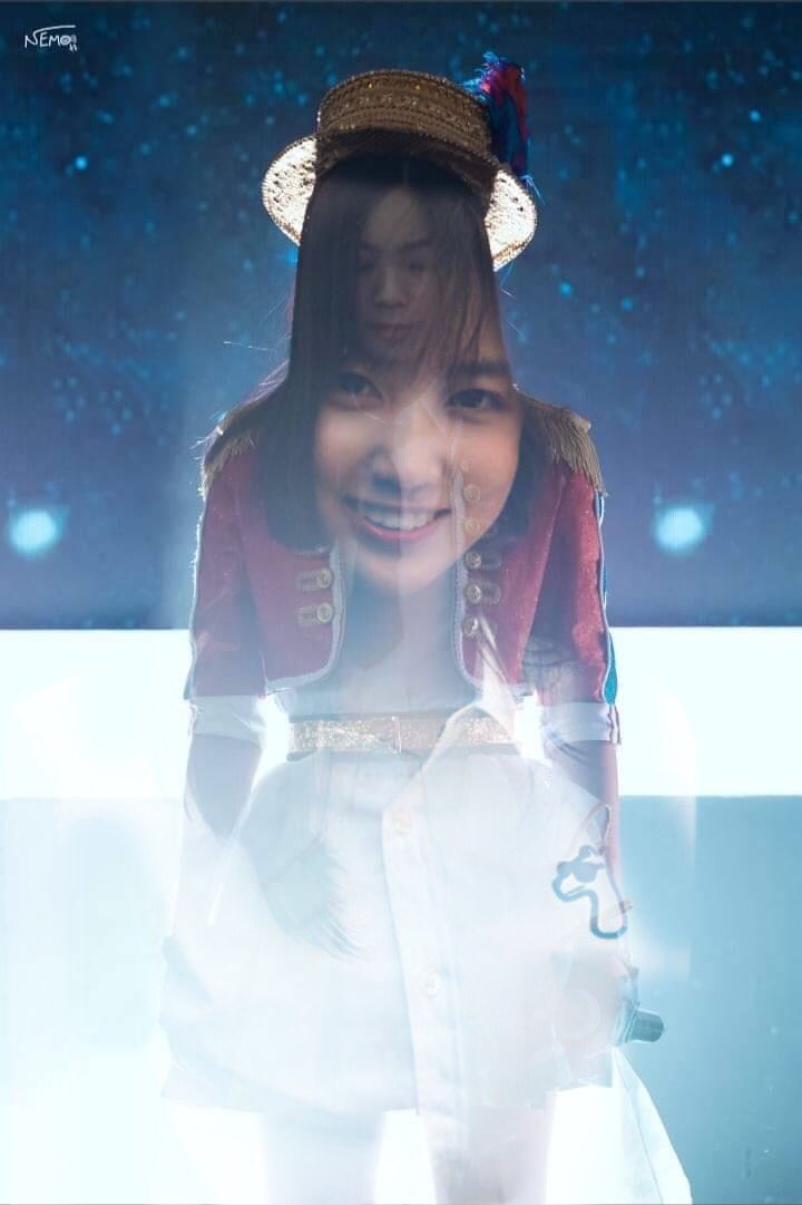 khondeesign's tweet photo. ดูแลสุขภาพตัวเองกันด้วยนะ....❤️ 🖖🏻🦈 #doublekami #punbnk48 #CanNayika https://t.co/yFj9iglFD3