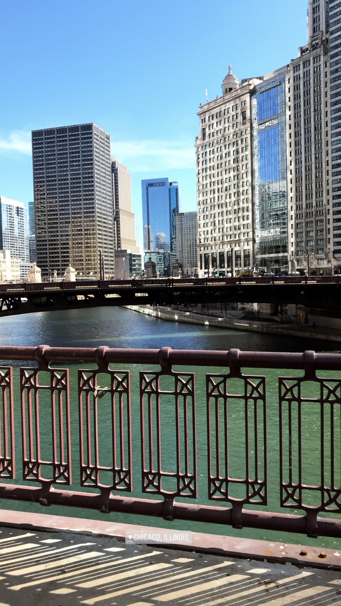 VisualFizz's tweet photo. From food festivals to to city-wide campaigns that foster neighborhood improvement, we're here for you, Chicago. π Contact us to learn how we use local to benefit your business. https://t.co/ApCpuUXage #DigitalMarketing #ChicagoMarketing #VisualFizz https://t.co/5fJgalBsGy