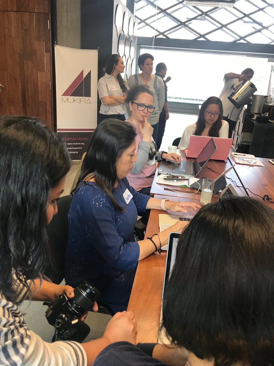 MukiraOrg's tweet photo. Empezamos con la primera parte de la edición en Wikipedia @BancadaMujeres @elrulecomunidad  @wikimedia_mx  @ONUMujeresMX https://t.co/M8idytj6XY