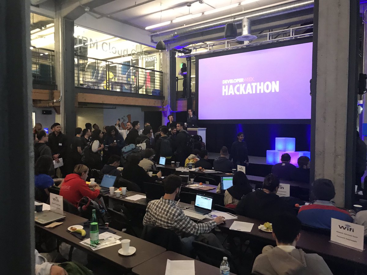 Great crowd at the #DevWeek2019 hachathon! Wanna join our <a href="/FIWARE/">FIWARE</a> team and get fun building an awesome app with #HERE? we’re at basement!