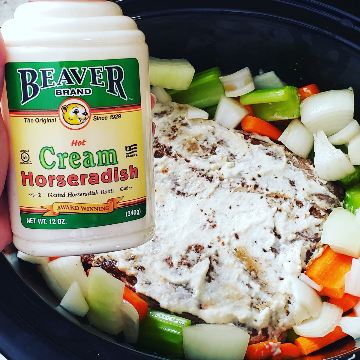 MeganMax2008's tweet photo. Yeah Buddy! Thanks @FoodNetwork and @thepioneerwoman for the #comfortfood motivation! #blizzardprepping #horseradish #beefroast #bringingbacktherutabaga https://t.co/OsuCOuzYdf